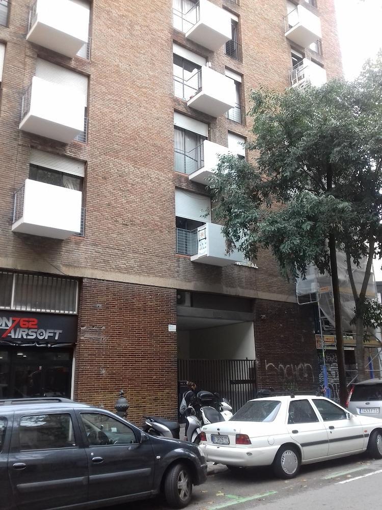 Brustar Sagrada Familia Hotel Barcelona Ngoại thất bức ảnh