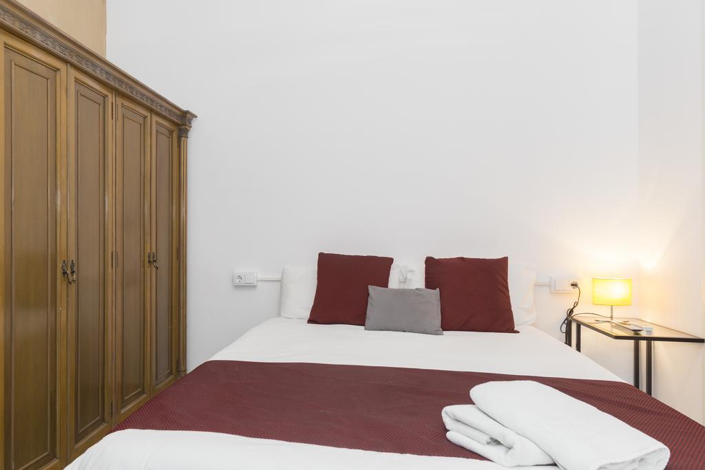 Brustar Sagrada Familia Hotel Barcelona Ngoại thất bức ảnh
